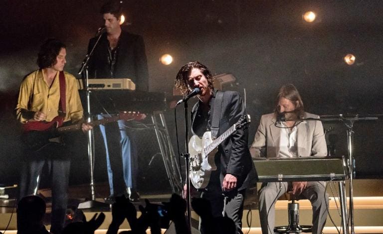 Arctic Monkeys: Μια ωδή στους θρύλους της indie & η Spotify list!