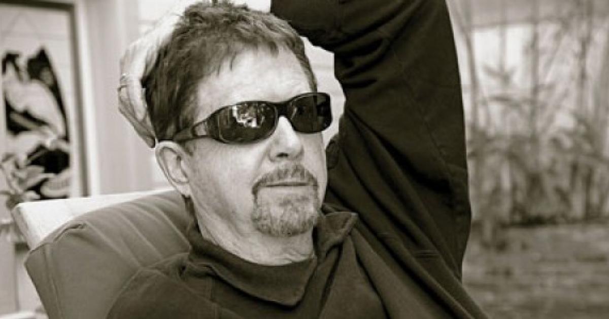 Θιβετιανή Ροδακινόπιτα Το νέο βιβλίο του Tom Robbins