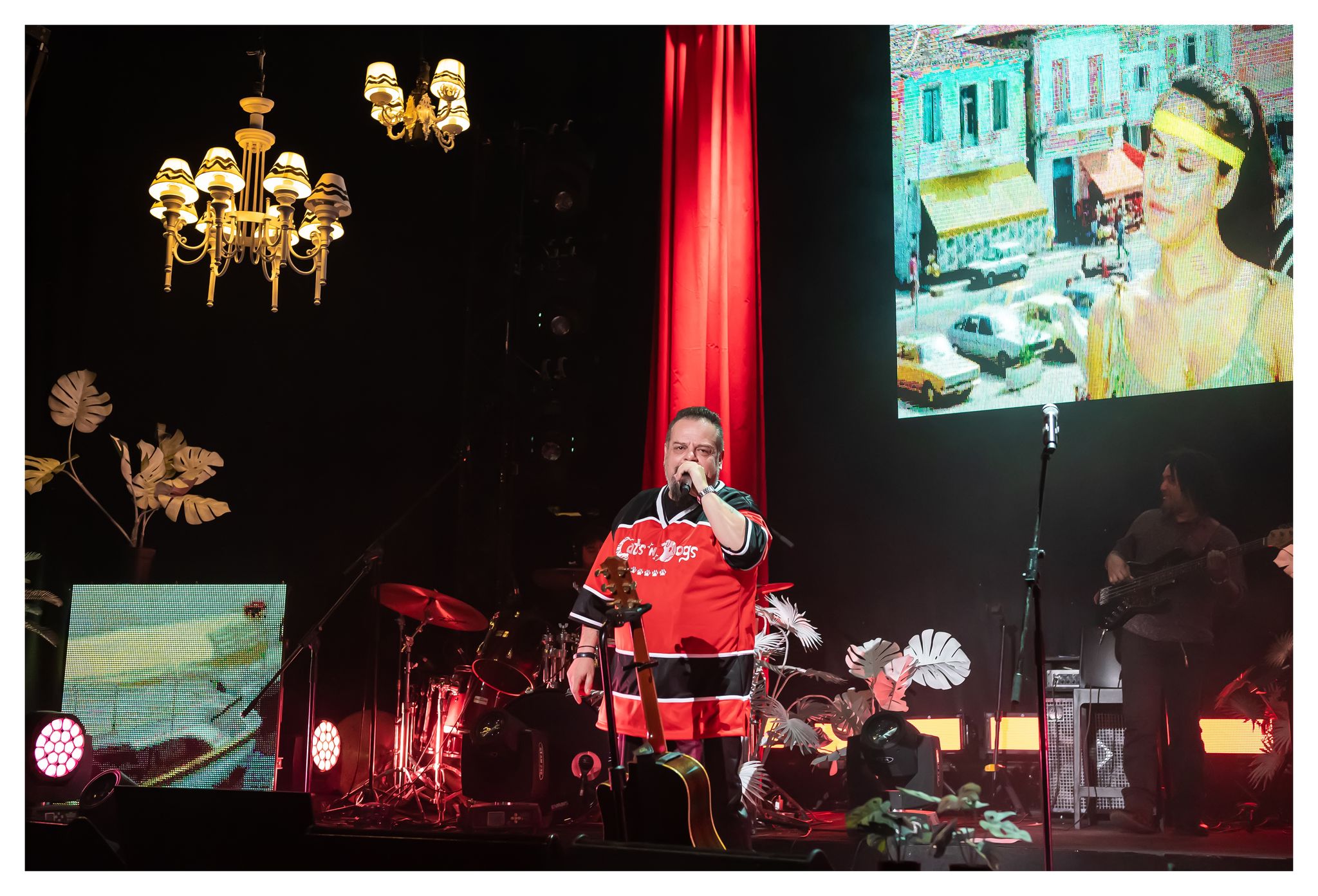 Ο Φοίβος Δεληβοριάς, ο Δημήτρης Μεντζέλος κι ο Φύλακας στη Σίκαλη