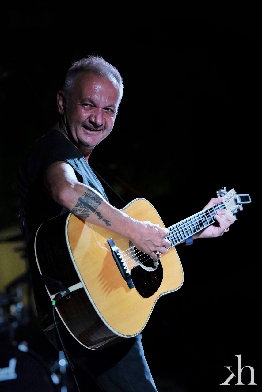 Ο Χρήστος Θηβαίος θα έβγαινε για ποτό με τον Τομ Σόγιερ