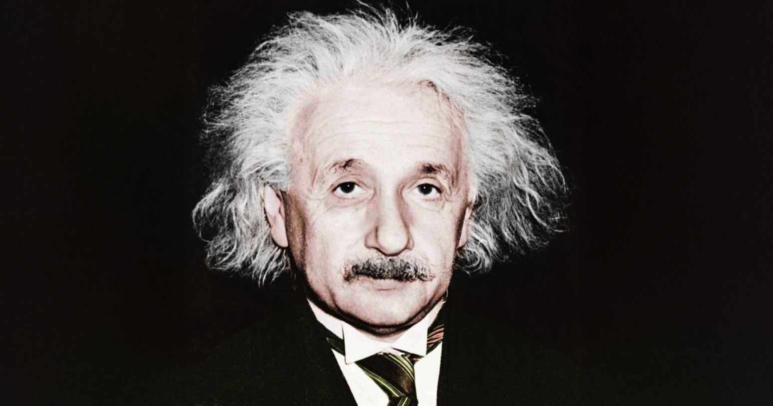albert-einstein-h-biografia-mias-idiofiias-01