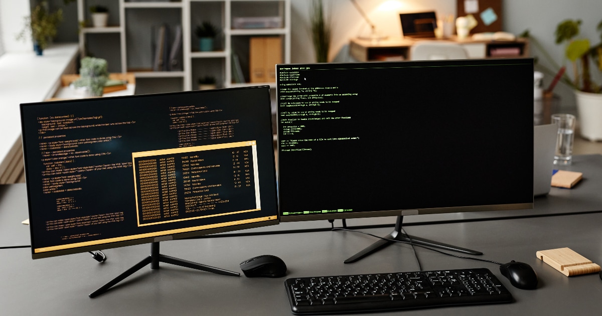 dual-monitor-setup-02