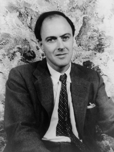 Ο Roald Dahl σε ηλικία 38 ετών