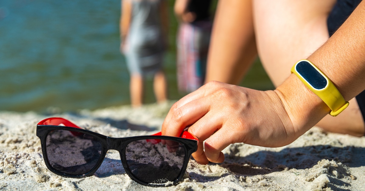 summer-sales-tech-04