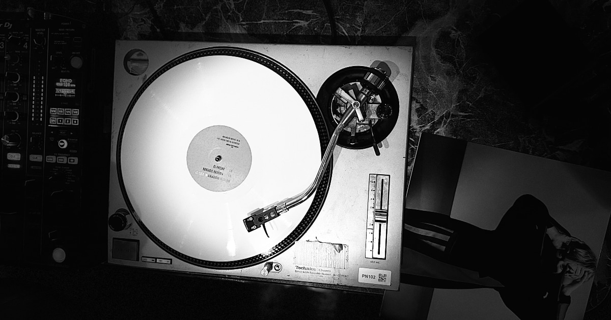 tame-impala-public-event-03