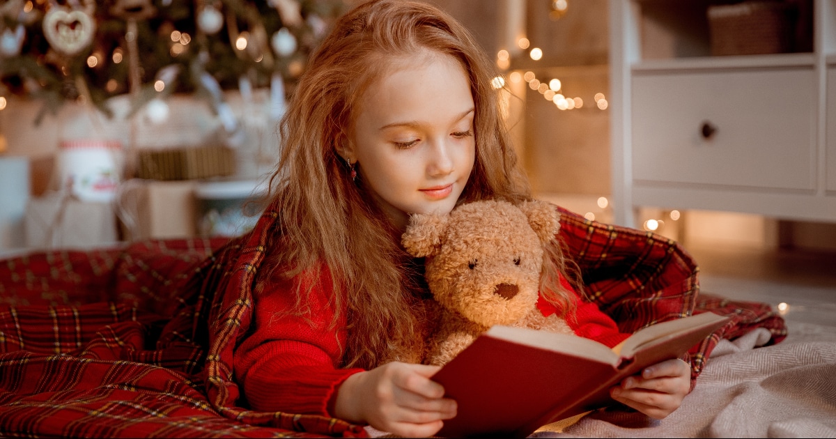 xristougenniatika-dwra-paidika-vivlia-04