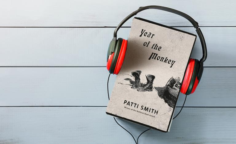 «Year of the Monkey»: Ένας (δύσκολος) χρόνος στη ζωή της Patti Smith