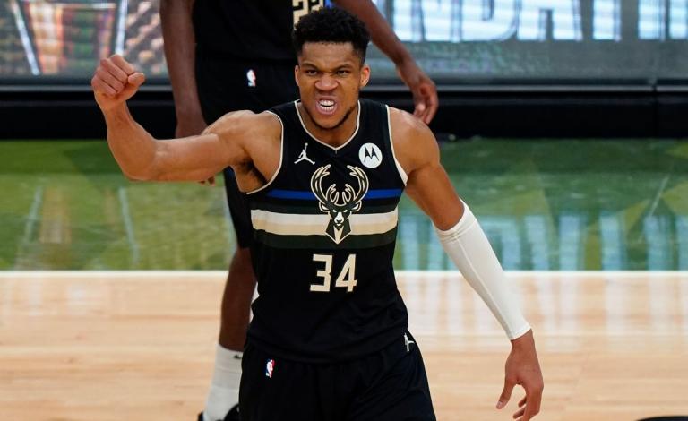 NBA / Μυθικός Αντετοκούμπο με 50 πόντους - Οι Bucks πρωταθλητές!