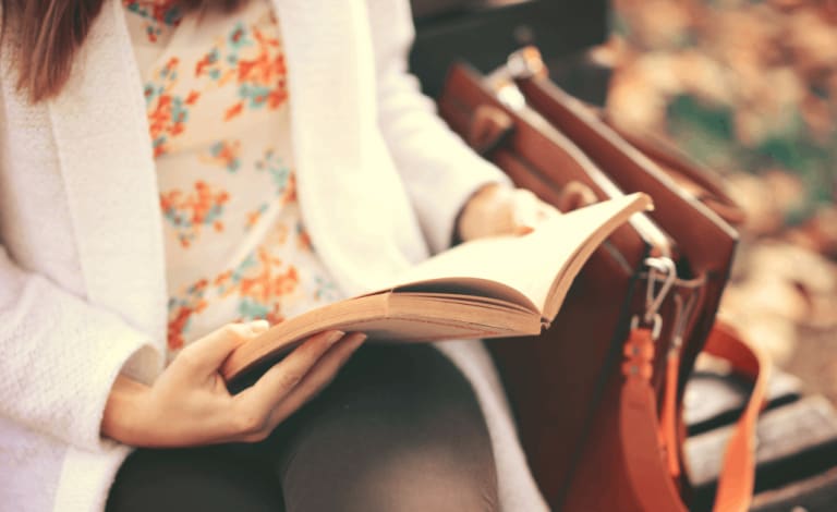 5 προτάσεις βιβλίων που θα σε βάλουν σε φθινοπωρινό mood!