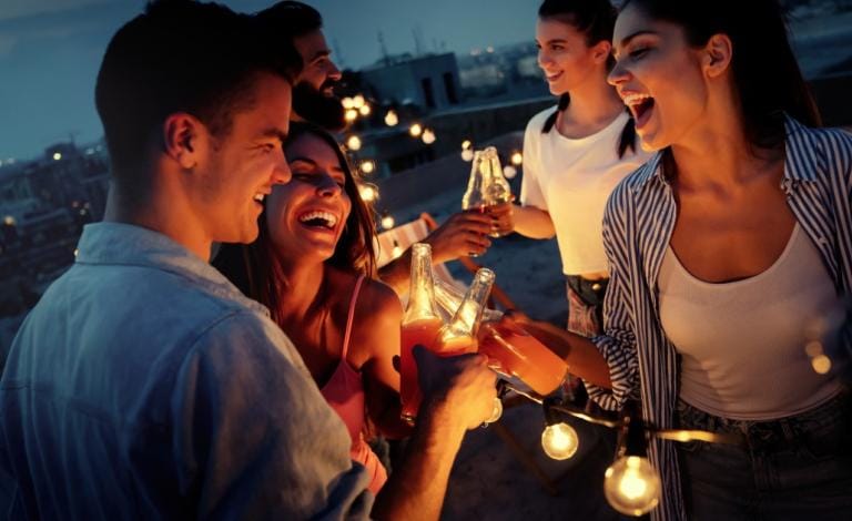 Mojito Day: Τα cocktails που θα πιεις στο μπαλκόνι με φίλους!