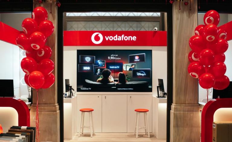 Vodafone Ελλάδας και Public μαζί: Νέα στρατηγική συνεργασία για μία ολοκληρωμένη εμπειρία τεχνολογίας