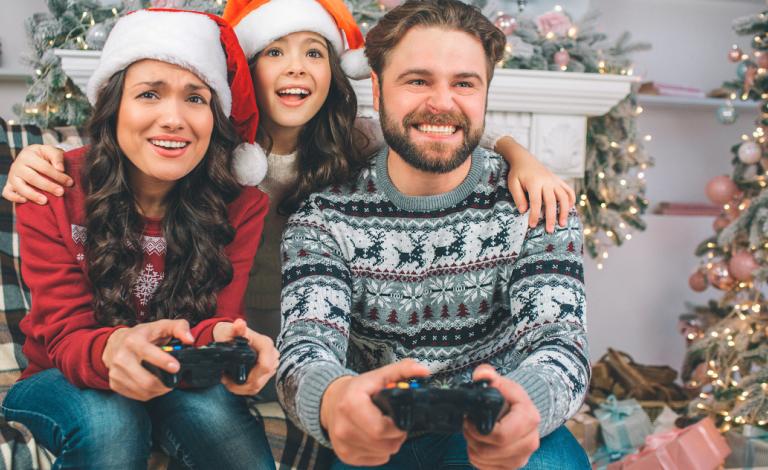 Xmas 2023: Ιδέες χριστουγεννιάτικων δώρων για gamers και gadget-άκηδες!