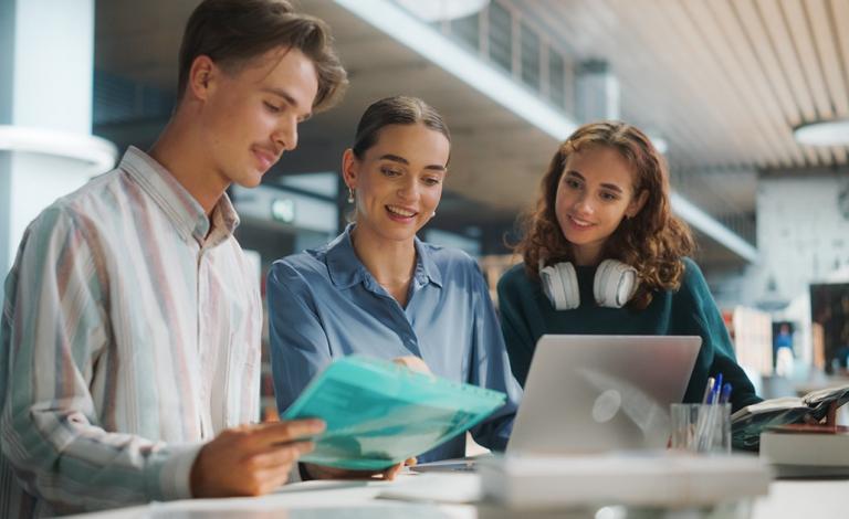 Public Courses: Οι φοιτητές αποκτούν σήμερα τις δεξιότητες του αύριο!