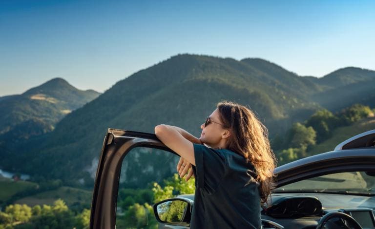 Καλοκαιρινά road trips: Ο essential εξοπλισμός για μαγικές εκδρομές!