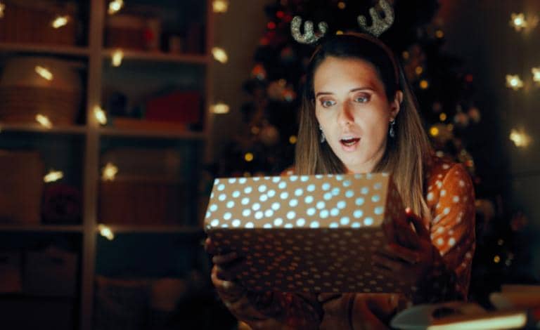 Δώρα τεχνολογίας που θα καταπλήξουν τους αγαπημένους σου φέτος!
