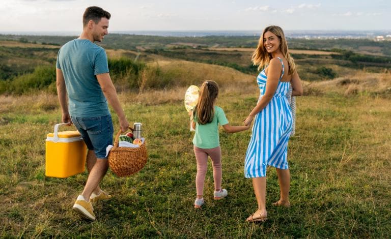 Καθαρά Δευτέρα στην εξοχή; Μη ξεχάσεις τα gadgets σου!