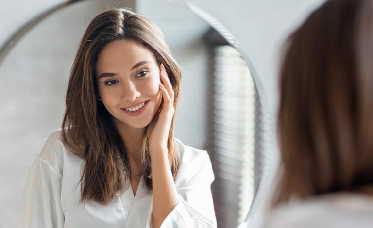 Μικρές συνήθειες φροντίδας που κάθε μαμά χρειάζεται σήμερα
