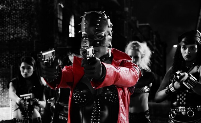 Sin City: Τα κόμιξ που έγιναν φαινόμενο, αποκλειστικά στα Public!