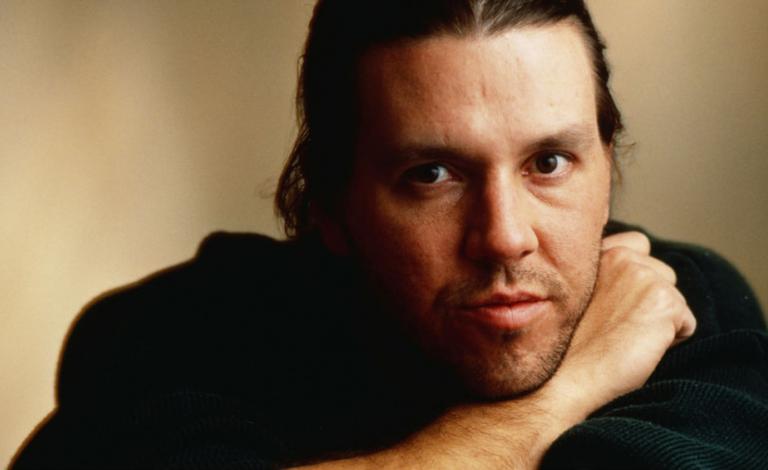 David Foster Wallace: Όλα όσα πρέπει να γνωρίζεις για τον συγγραφέα του μήνα στα Public!