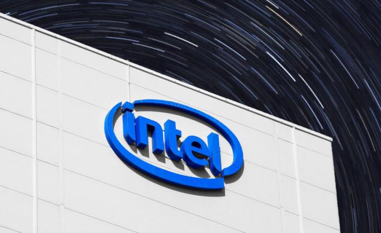 Intel Core i9: Η Αυτοκρατορία Αντεπιτίθεται!