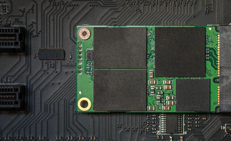 Ο πρώτος SSD με χωρητικότητα 30TB!