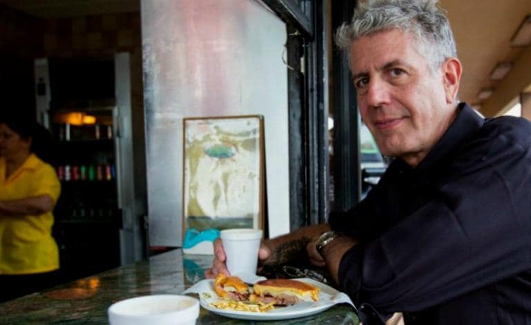 Anthony Bourdain: Τα Public αποχαιρετούν το «κακό παιδί» της γαστρονομίας