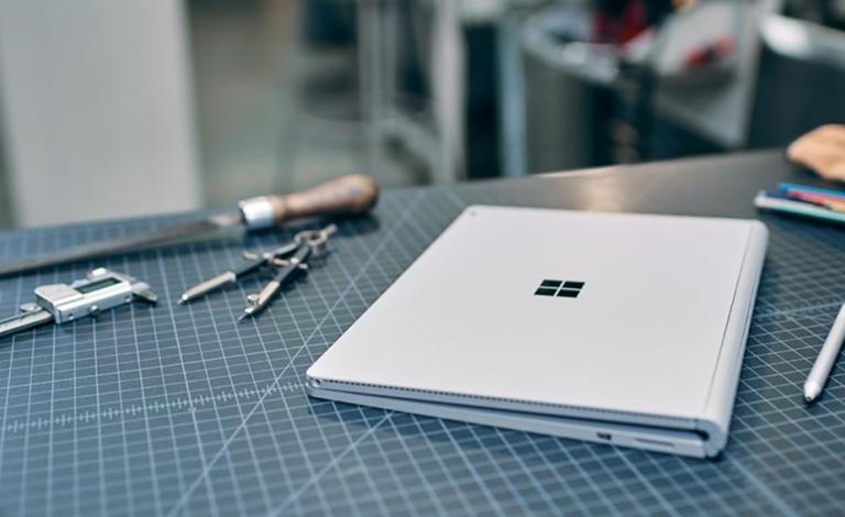 Η Microsoft ανανεώνει τo Surface Book 2 με τετραπύρηνο επεξεργαστή