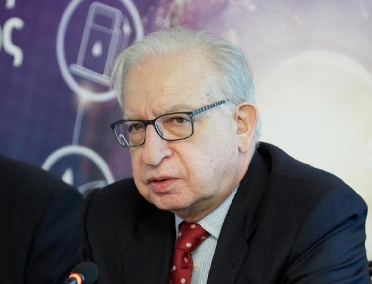 Ο Κωστής Σταμπολής έρχεται @ Public Συντάγματος