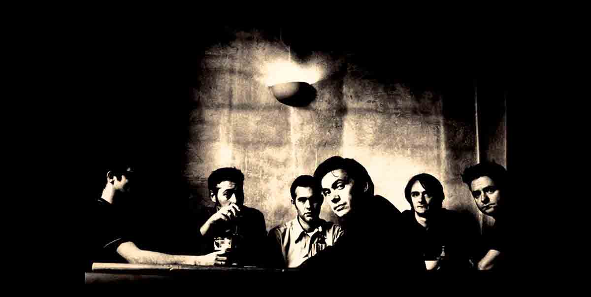 Ακούσαμε και σας προτείνουμε: Tindersticks-The Waiting Room Ακούσαμε και σας προτείνουμε: Tindersticks-The Waiting Room